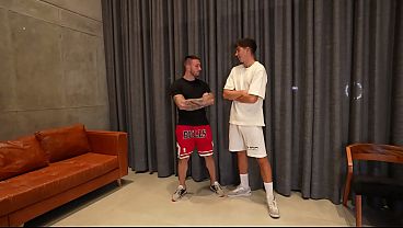 Nonton Private Yoga Class That Ended In A Very Hot Threesome - Devil Khloee thumbnail