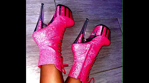 Nonton Merci Beaucoup &agrave; Ces Deux Personnes Qui M&rsquo;ont Fait Des Cadeaux ... thumbnail