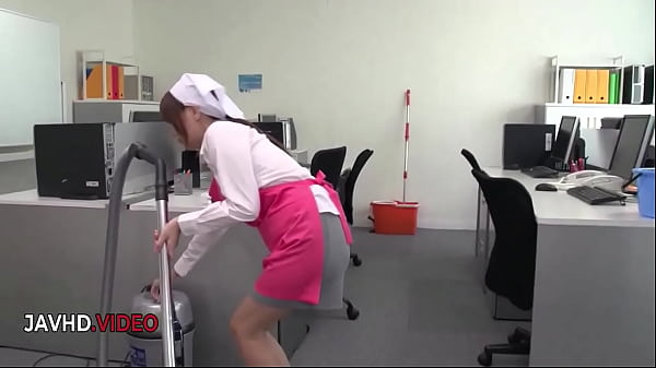 Chihiro Akino_s Hardcore Blowjob Skills Lead to Unforgettable_CreampieEncounter