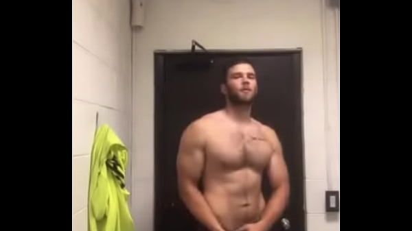 Play MP4 - Musculoso gostoso no quarto