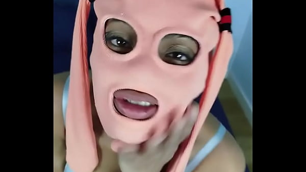 There ́s cold here don't you want to warm me up 