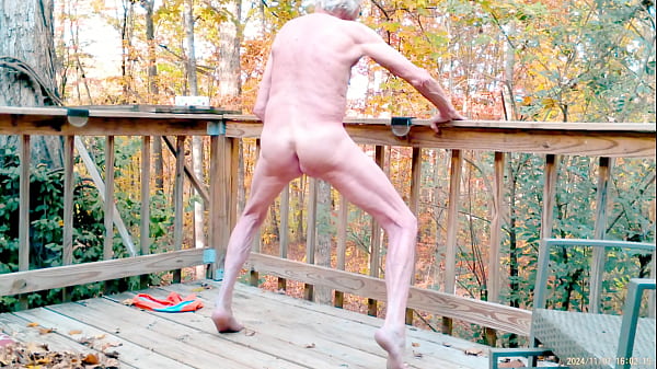 Play MP4 - Busy-Bottom Nude Dance Outdoors&comma; wiggling my Bare Little Ass just for you