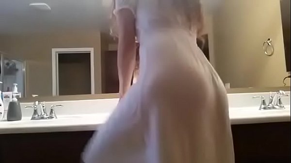 Rica chica no aguanto mas