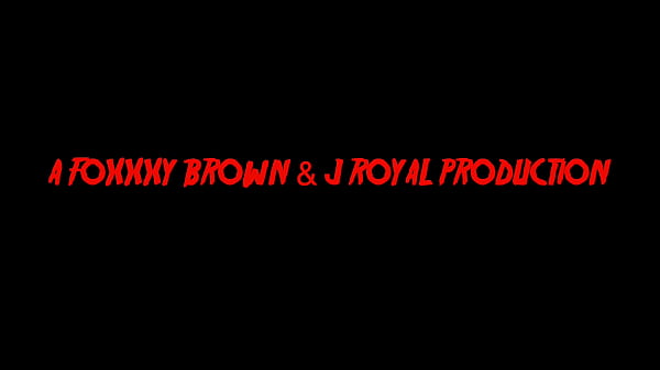 Play MP4 - FOXXXY BROWN VS&period; FREDDY AND JASON