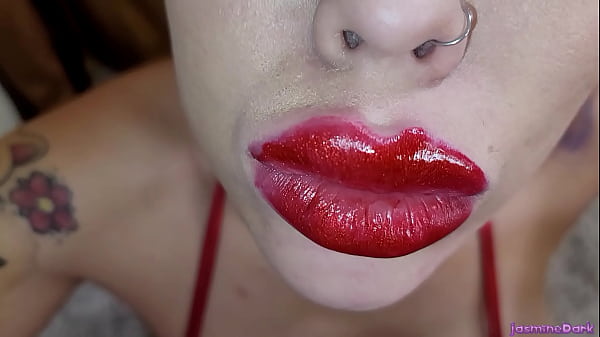 Lipstick Fetish Gagging 