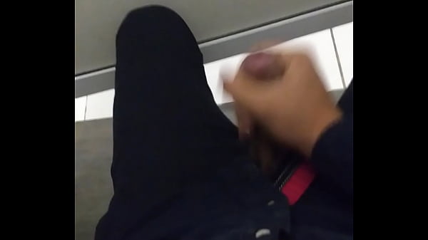 Me Masturbo Y Me Vengo thumbnail