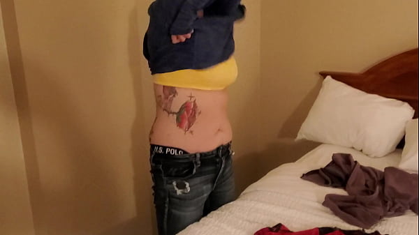 Nonton Sarah Bj Anderson Strips & Tries On Sexy Outfits! (music Only On) thumbnail