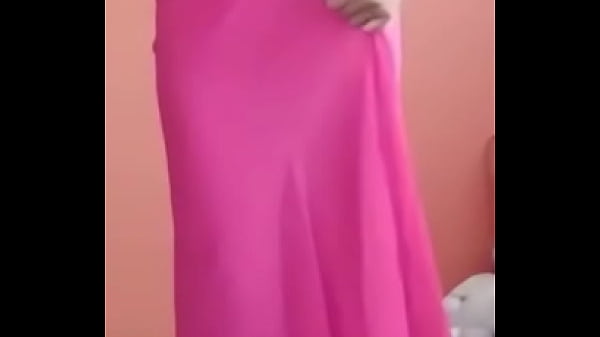 Play MP4 - Desi bhabhi nude in pink saree