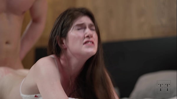 Play MP4 - Graceful Figure&period; Her Parents Left&comma; And We Tried Out Their Bed&period; Full Version 4K HD Tim Team