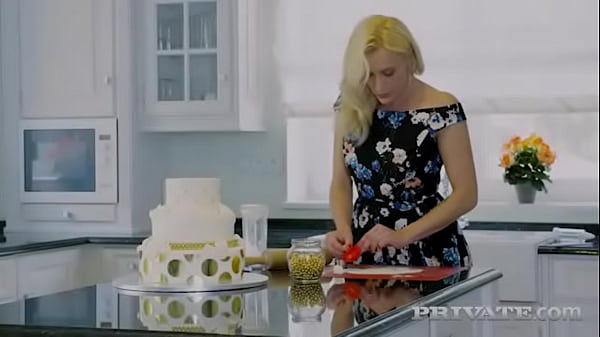 Brittany BardotMILF fucked in_the kitchen
