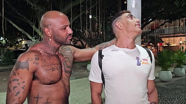 Play MP4 - SAFADA MADRINHA