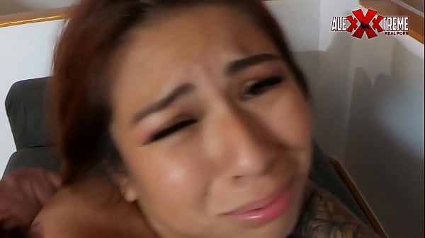 Mi criada tiene unas grandes nalgas que la atraviezo con mi verga 