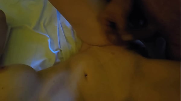 Casal no sigilo gozada nela 