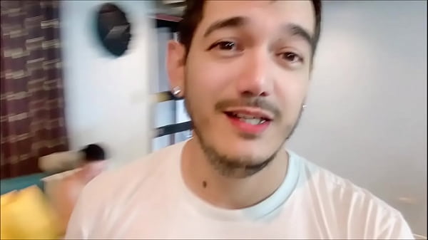 Muscle Dude Gets Fuck thumbnail