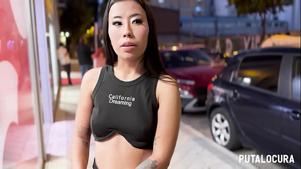 Putalocura - Colombiana Petite Lore Hot Es Pillada Por Torbe Y Se Lo Folla thumbnail