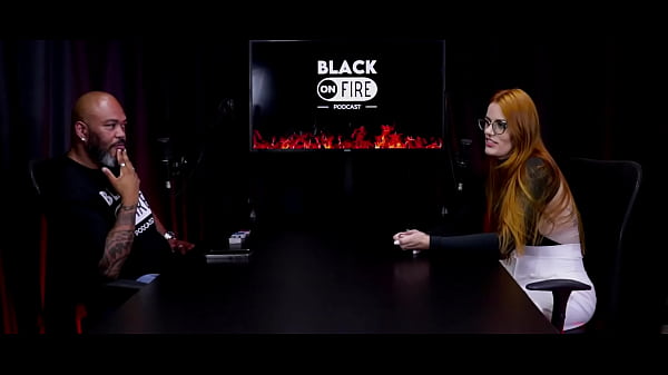 Play MP4 - Contou a experi&ecirc;ncia boa e ruim que teve no liberal&comma; e seu namorado tem mais f&atilde;s do que ela - Bella Ruiva &lpar;WATCH ON&colon; SHEER&sol;RED&rpar;