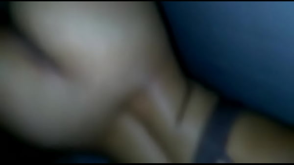 Novinha gostosa de bji com mlk roludo no banheiros