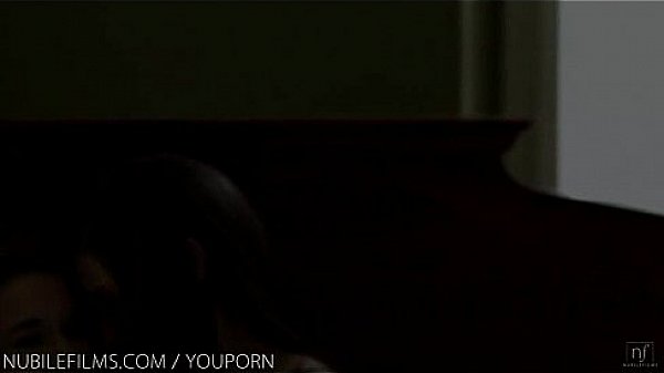 Super Sexy Lesbian Threesome thumbnail