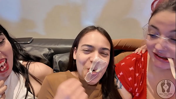 Four girls lollipop chewing gum fetish kissing licking 4k 