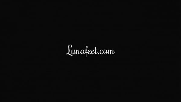 Crush Banana - Luna Feet