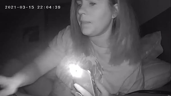 Busty milf destroys her clit at bedtime hidden cam