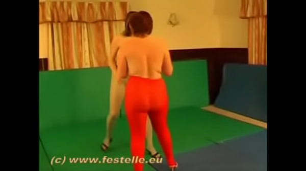 Busty Catfight Pantyhose 1 