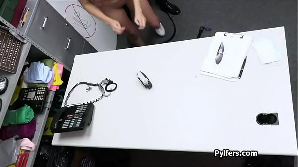 Spicy Latina suspectbends overfor officers cock