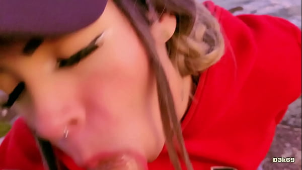 The best blowjob is in_public