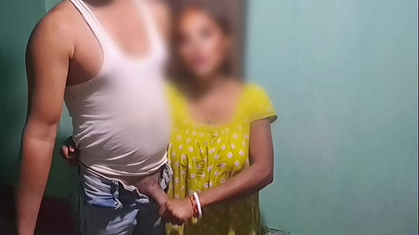 Bhabhi caught herstepbrother while he was she