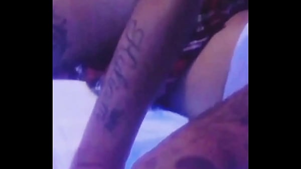 Play MP4 - Calor intenso&comma; conex&atilde;o profunda&comma; prazer sem fim