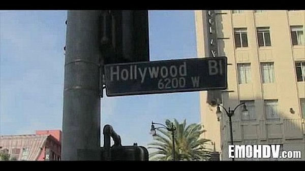 Nonton Emo Slut With Tattoos 1498 thumbnail