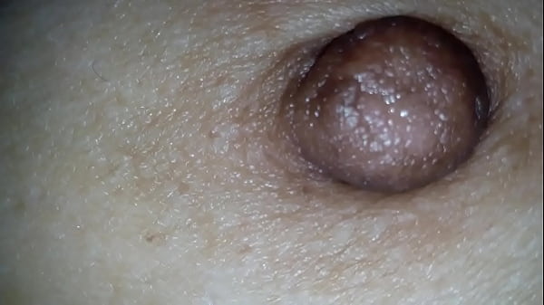 Play MP4 - Las grandes tetas de mi esposa