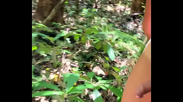 Play MP4 - Intercourse with a Tree in Jungle
