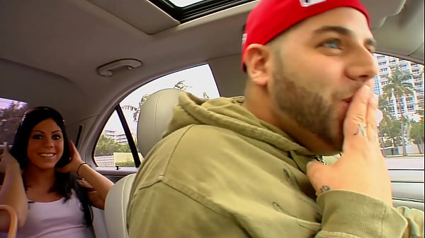 Looking for a bad girl 