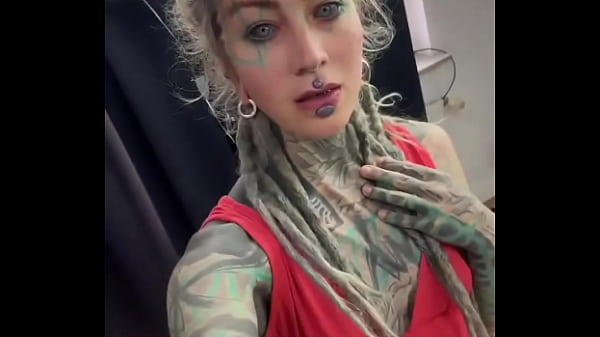 Behind the scenes of our photoshoot in a red outfit ??What's your power color?#PhotoshootBTS #RedOutfit #BehindThe... 