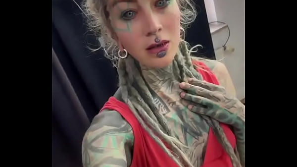 Play MP4 - Behind the scenes of our photoshoot in a red outfit &quest;&quest;What's your power color&quest;&num;PhotoshootBTS &num;RedOutfit &num;BehindThe&period;&period;&period;