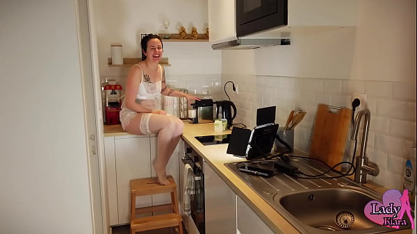 Apr&egrave;s cet &eacute;norme fail monsieur &agrave; bien eu son caf&eacute; et il ma baiser dans 