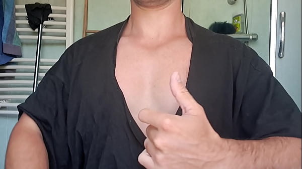 Play MP4 - Armpit spit gay masturbation