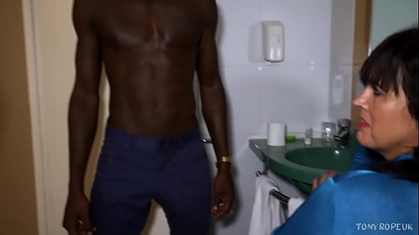 Bbc Handy Man Montse Swinger thumbnail