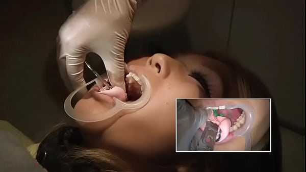 Japanese girl at Dentist 