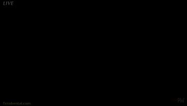 Dakota follada por sus agujeros por dos hombres bien dotados