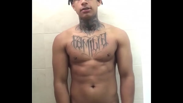 Play MP4 - Me masturbe muy delicioso en la ducha y me sali&oacute; un gran chorro de semen