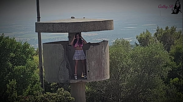 Play MP4 - I fuck a stranger in a forest