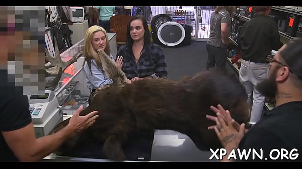 Bare non professional is getting cock