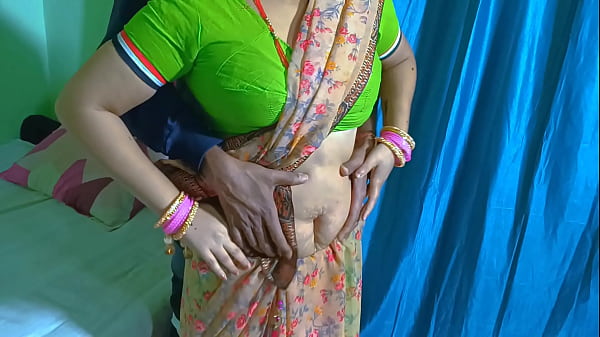 Noughty babi desi romance foreplay andfucked_on bed by her brother inlaw