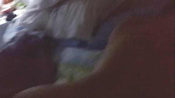 Perrito, en cuatro, colita sabrosa 