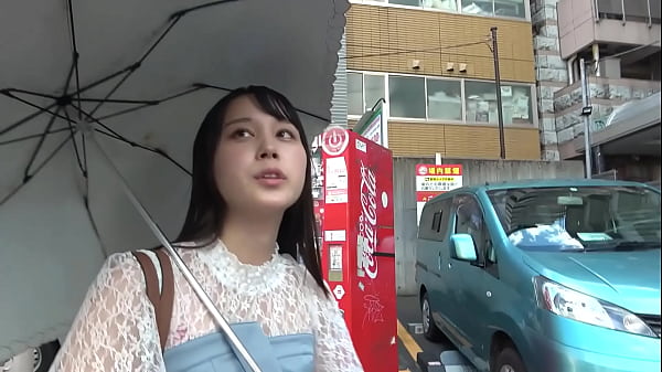 あらすじ：みつきちゃん 22歳 ・専業個撮モデル ・アイドルオーディション経験有 ・押しに弱いタイプ ・パイパンマ●コ ・細いのにムッチリ美尻