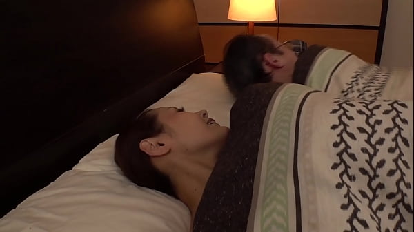 Play MP4 - 旦那が一服している短い時間で、義兄に毎日10発以上中出しされています&hellip;。　西園寺美緒