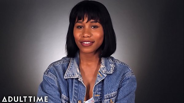 Jenna foxx masturbates & talks about it