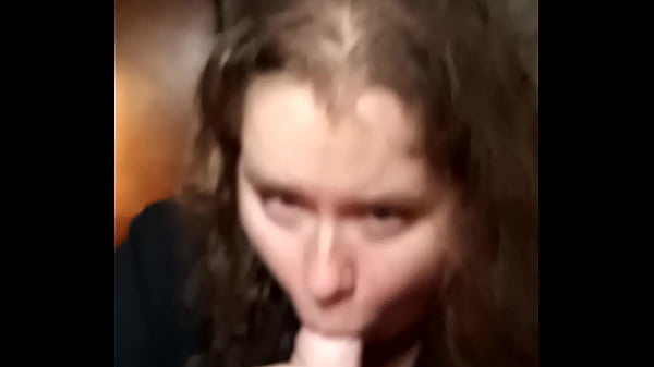 Play MP4 - Random blow job